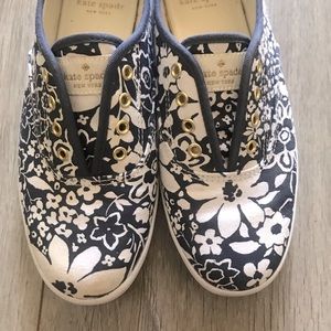 Kate Spade Navy Blue Floral sneakers 6.5